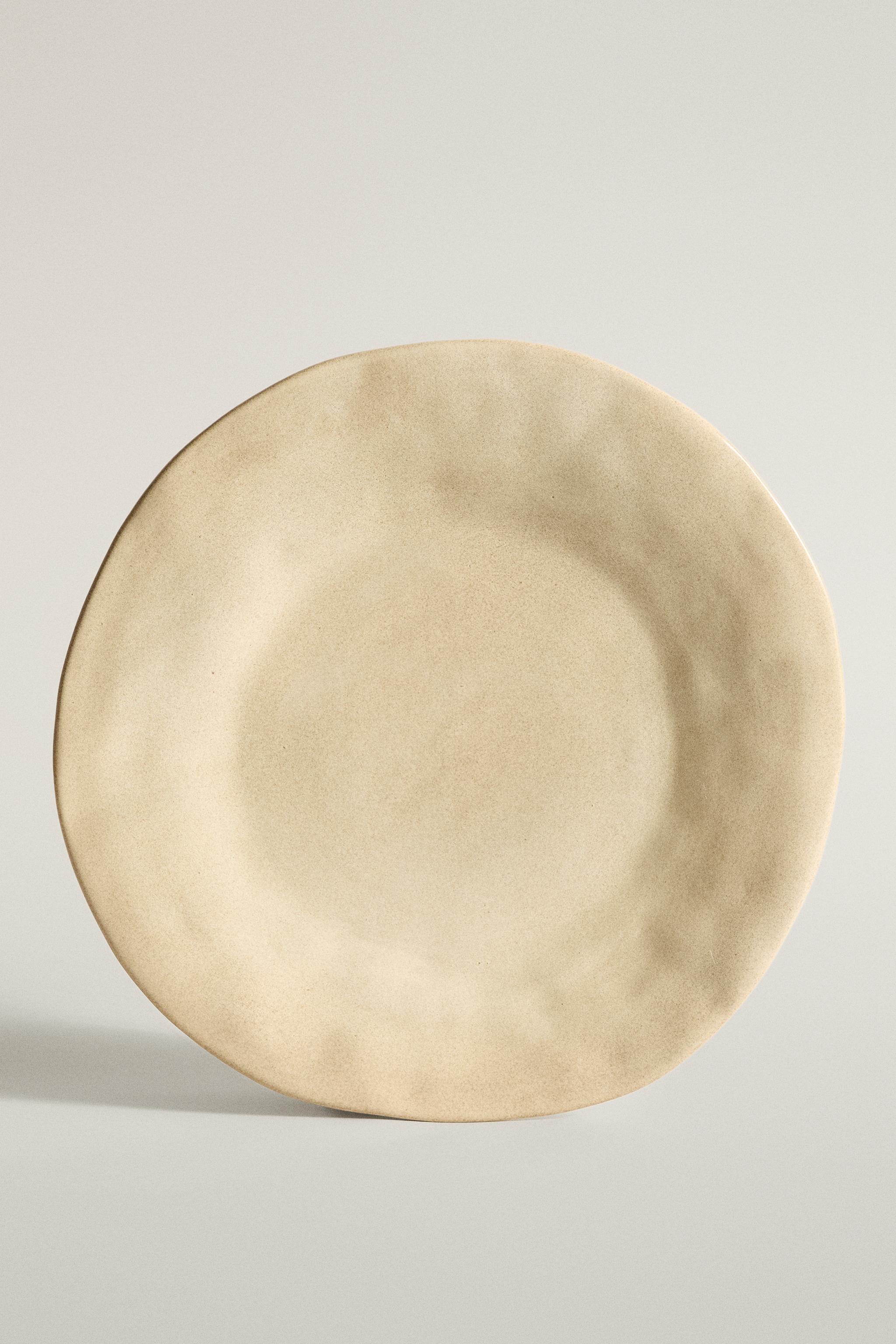 ASSIETTE PLATE GRÈS IRRÉGULIÈRE